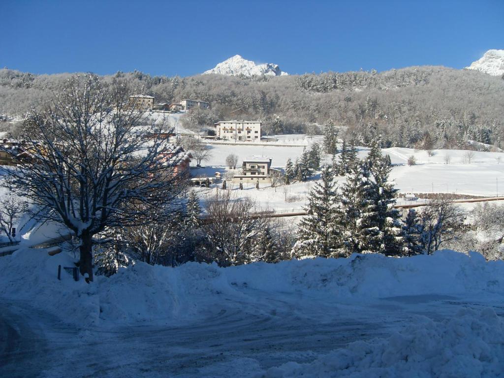 Residence Stella Delle Alpi Cavedago Eksteriør bilde